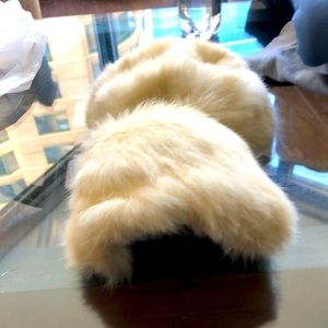 Vintage fur hats (ea) flash $79